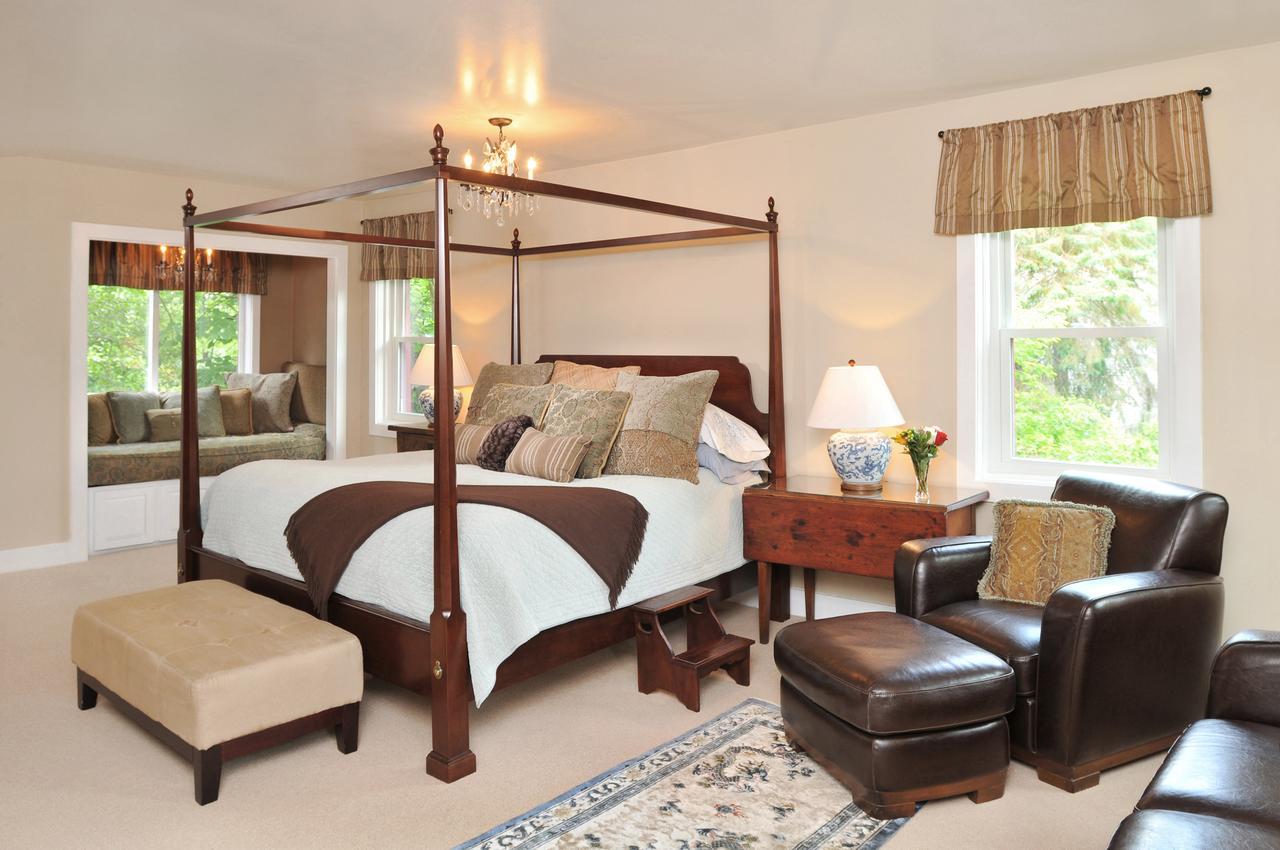 1795 Acorn Inn Bed And Breakfast Канандейґуа Екстер'єр фото