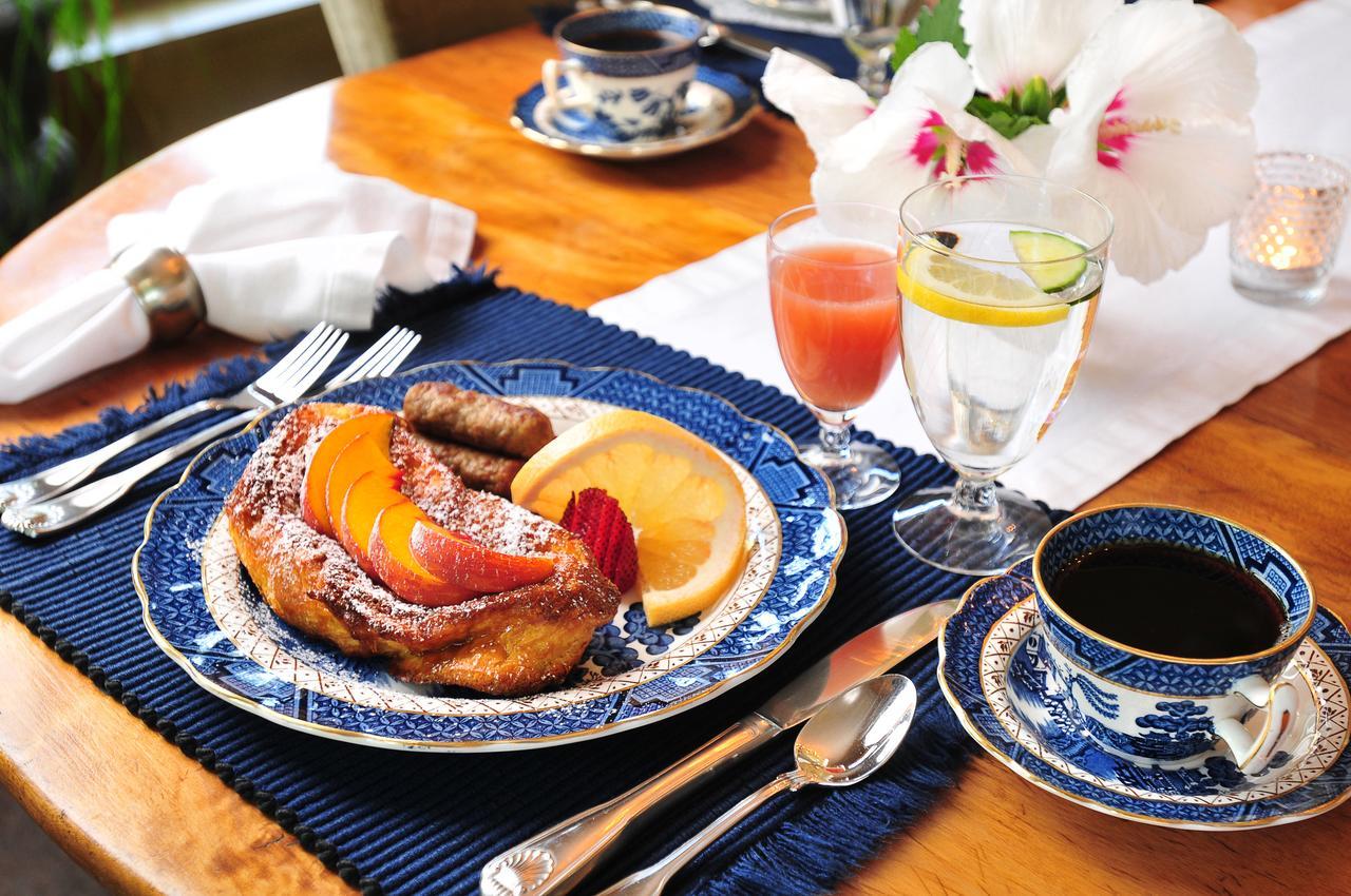 1795 Acorn Inn Bed And Breakfast Канандейґуа Екстер'єр фото
