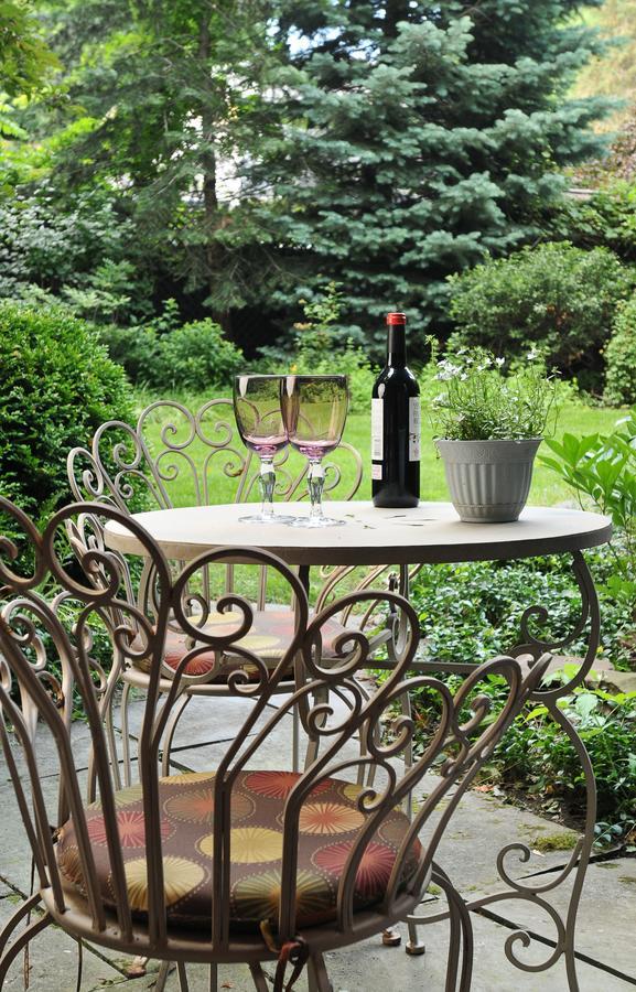 1795 Acorn Inn Bed And Breakfast Канандейґуа Екстер'єр фото