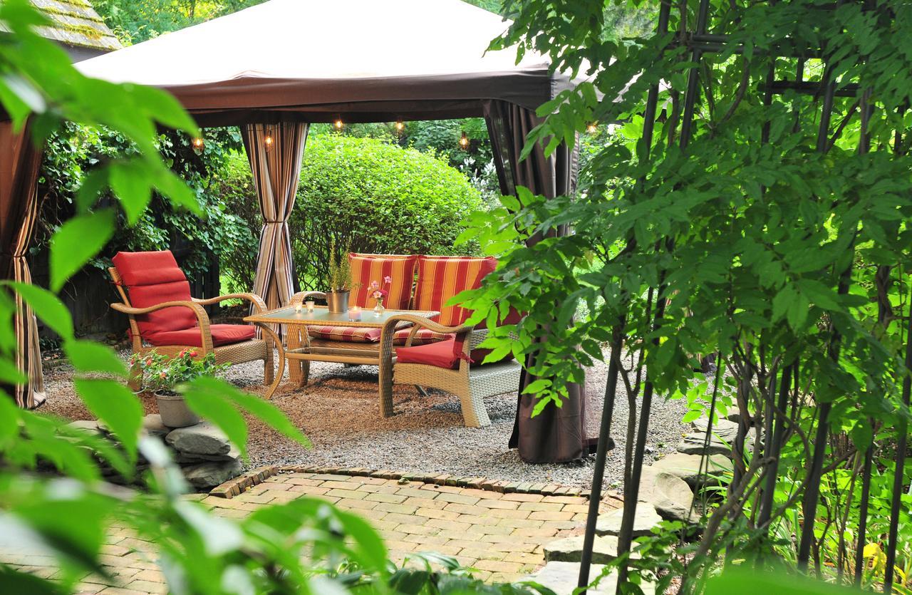 1795 Acorn Inn Bed And Breakfast Канандейґуа Екстер'єр фото